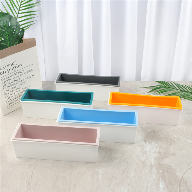 Plastic box + Silicone inner s - Soap Making Kit For Beginners 评论和价格