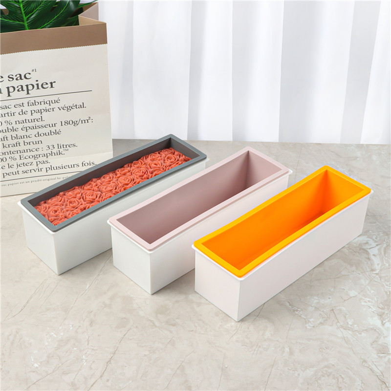 Plastic box + Silicone inner s - Soap Making Kit For Beginners 评论和价格